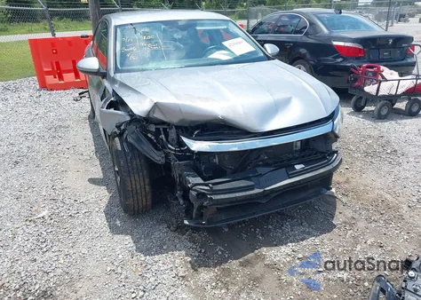 2024 Volkswagen Jetta 1.5T S z USA, uszkodzony, nr VIN 3VW5M7BU2RM030062